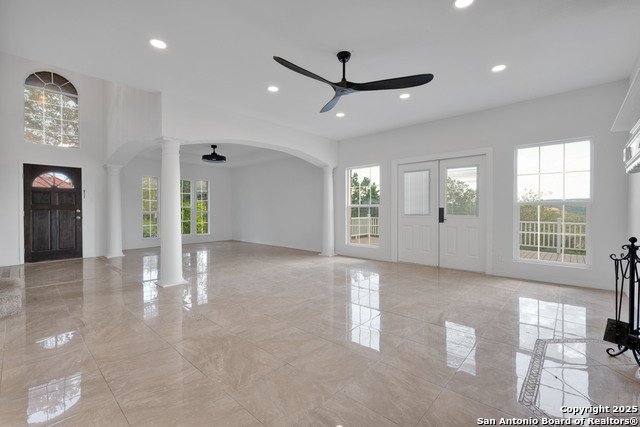 Image 6 of 33 For 11418 Lago Vista