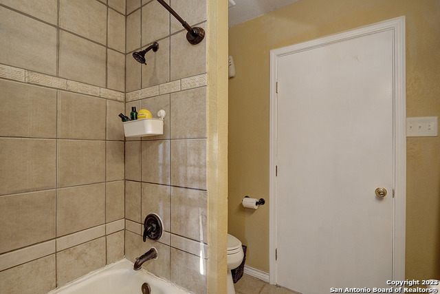 Image 15 of 28 For 402 Hermine Blvd