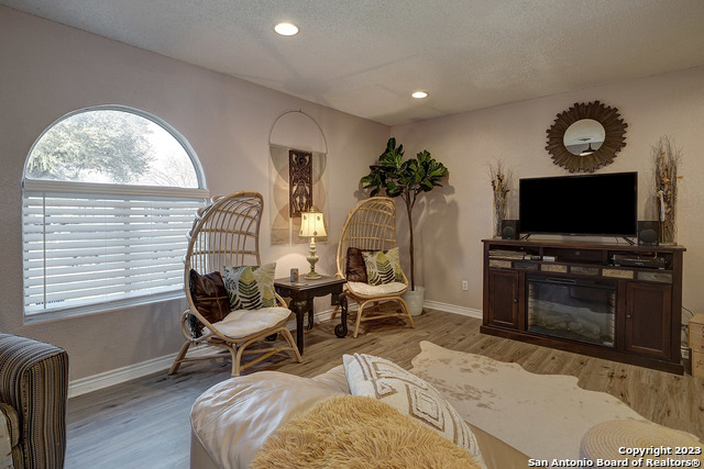 Image 19 of 28 For 402 Hermine Blvd