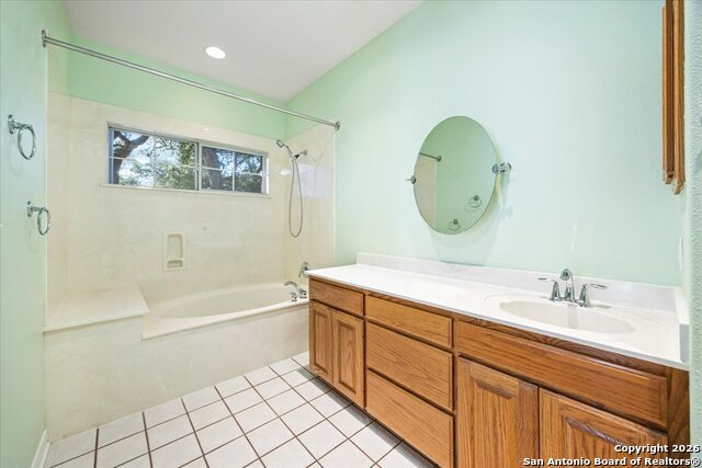 Image 20 of 50 For 164 Paloma Drive