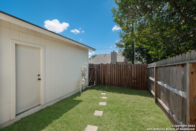 Image 21 of 23 For 14134 Sage Trail