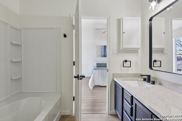 Image 16 of 34 For 6210 Outlook