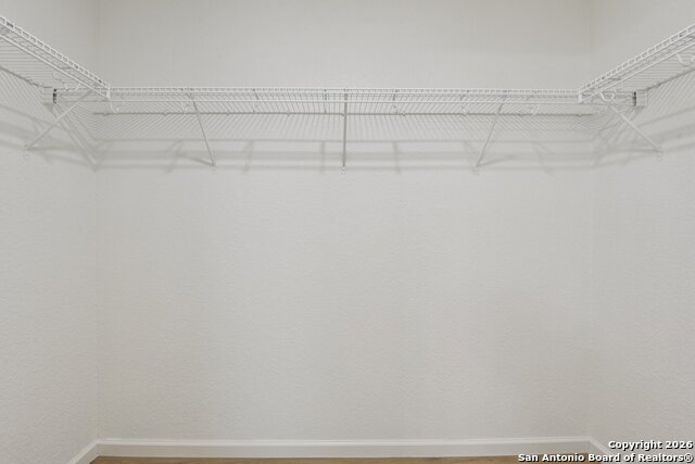 Image 17 of 34 For 6210 Outlook