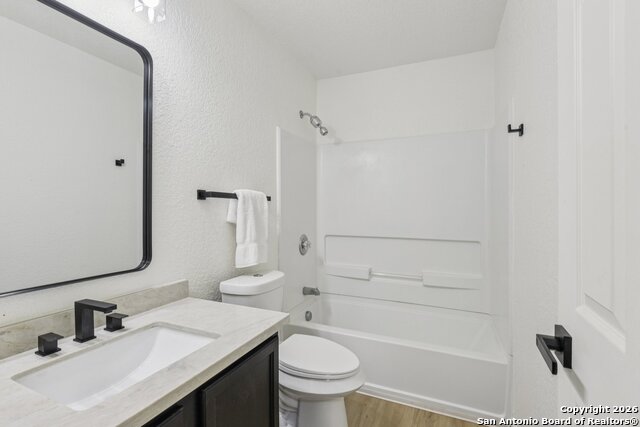 Image 20 of 34 For 6210 Outlook