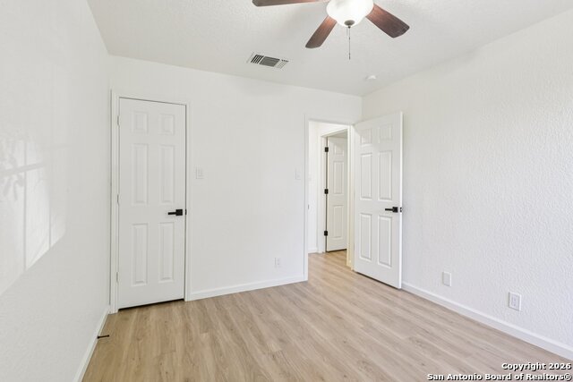 Image 22 of 34 For 6210 Outlook