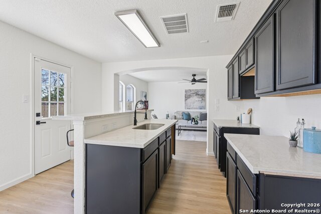 Image 6 of 34 For 6210 Outlook