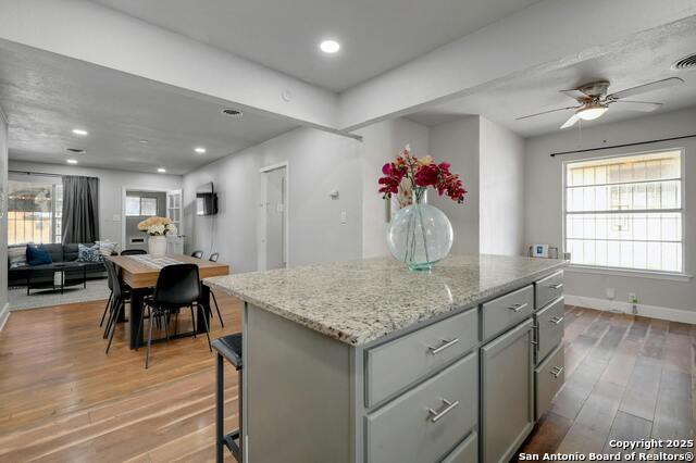 Image 13 of 25 For 2223 Hays  