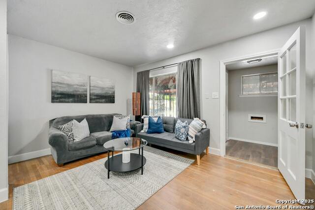 Image 6 of 25 For 2223 Hays  