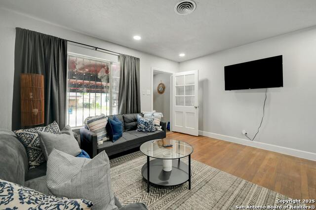 Image 7 of 25 For 2223 Hays  