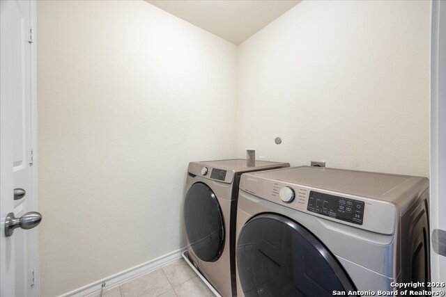 Image 30 of 41 For 631 Ridgehorn Dr