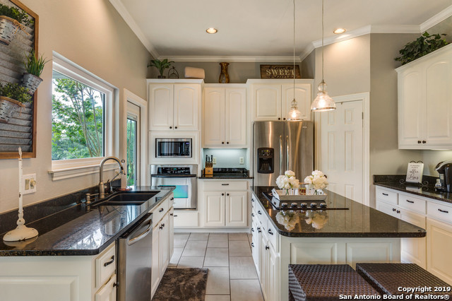 Image 13 of 33 For 29707 Fairway Bluff