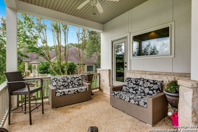 Image 15 of 33 For 29707 Fairway Bluff