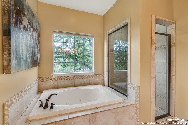 Image 18 of 33 For 29707 Fairway Bluff