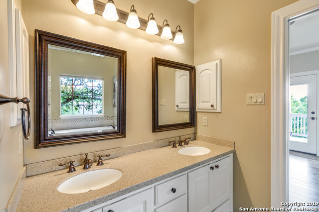 Image 19 of 33 For 29707 Fairway Bluff