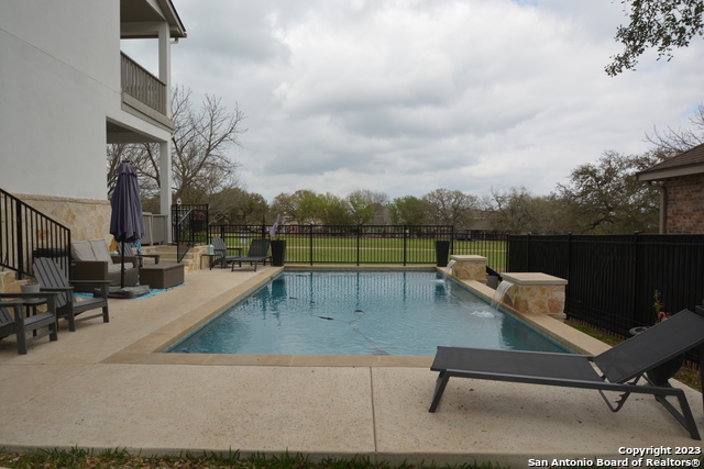 Image 29 of 33 For 29707 Fairway Bluff