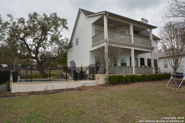 Image 4 of 33 For 29707 Fairway Bluff