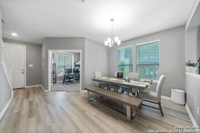 Image 18 of 37 For 327 Carlito Cv