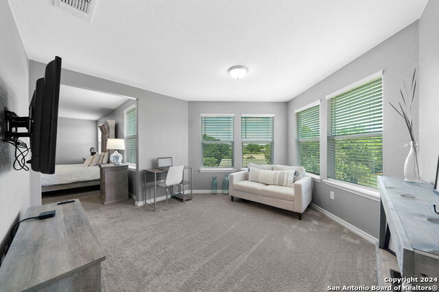 Image 24 of 37 For 327 Carlito Cv