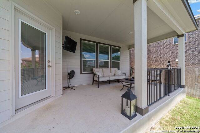 Image 33 of 37 For 327 Carlito Cv