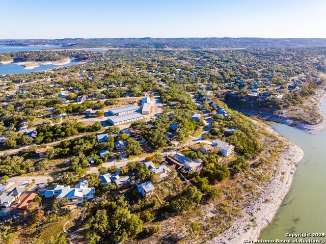 Image 17 of 22 For 411 Carpenter Dr