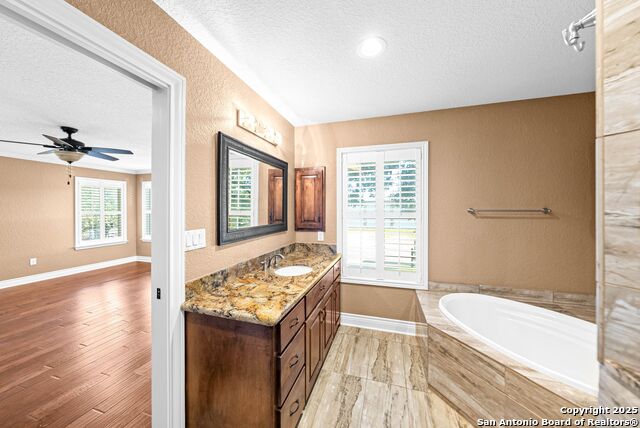 Image 34 of 52 For 435 Carpenter Dr