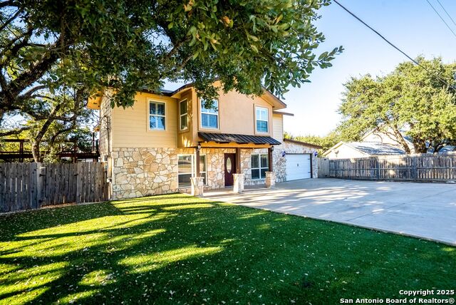 Image 8 of 52 For 435 Carpenter Dr