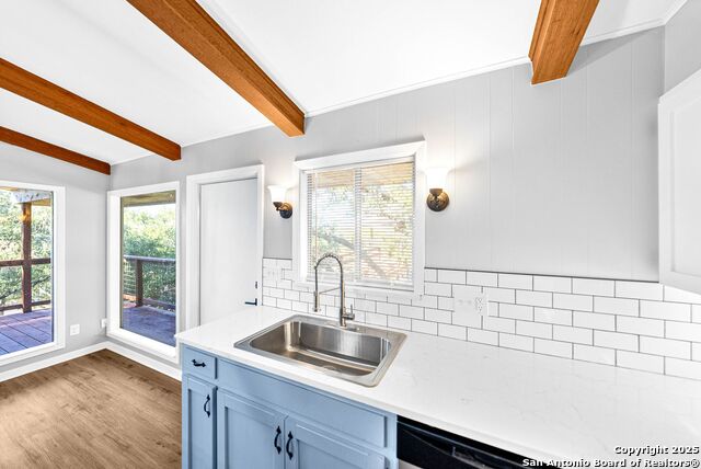 Image 14 of 29 For 423 Carpenter Dr