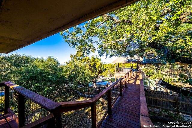 Image 27 of 29 For 423 Carpenter Dr