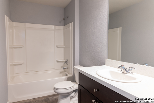 Image 9 of 17 For 5907 Lady  