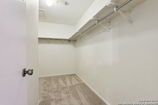 Image 20 of 32 For 8330 Bent Meadow