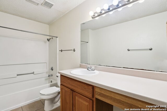 Image 21 of 32 For 8330 Bent Meadow