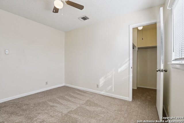 Image 22 of 32 For 8330 Bent Meadow