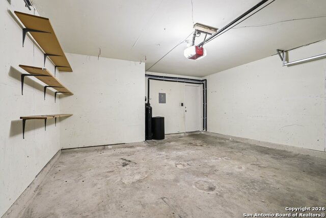 Image 32 of 32 For 8330 Bent Meadow