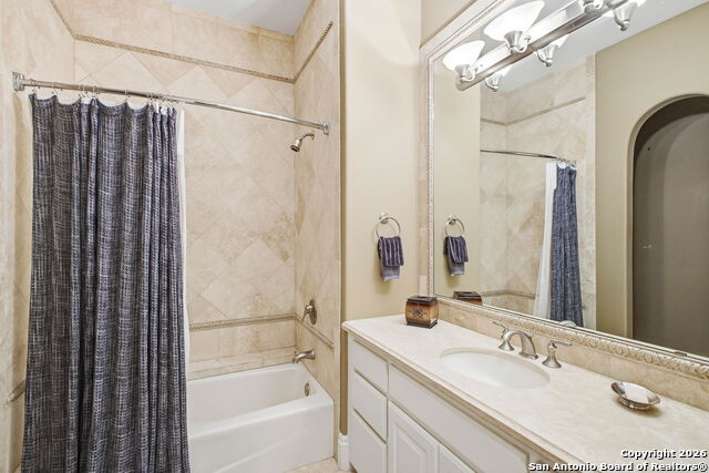 Image 31 of 50 For 2 Admirals Way