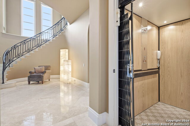 Image 8 of 50 For 2 Admirals Way