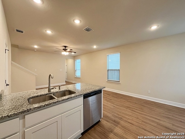 Image 13 of 38 For 13862 Enzo Gate  101