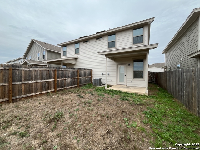 Image 30 of 38 For 13862 Enzo Gate  101