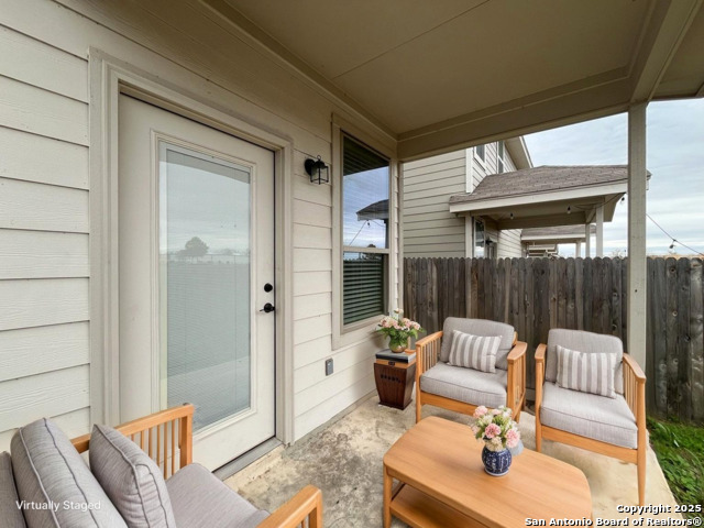 Image 5 of 38 For 13862 Enzo Gate  101