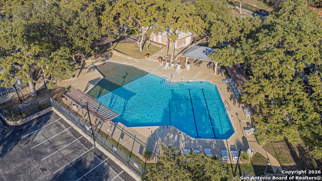 Listing photo id 13 for 9335 Wildstone Place