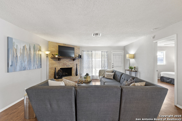 Image 17 of 41 For 8311 Meadow Forest