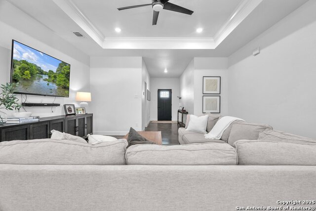 Image 12 of 48 For 348 Fawn  