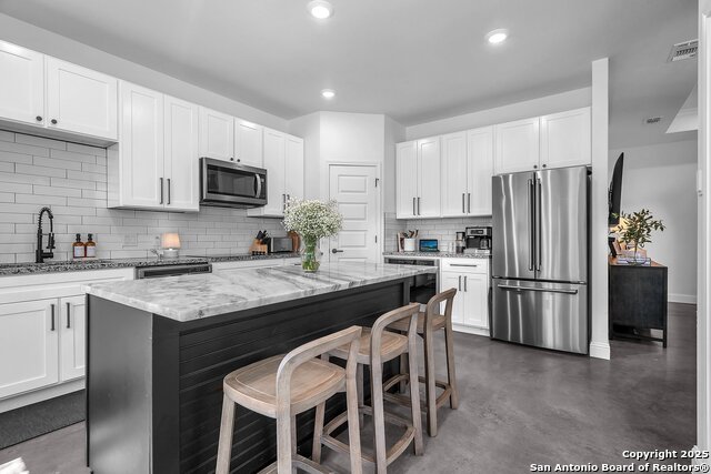 Image 16 of 48 For 348 Fawn  