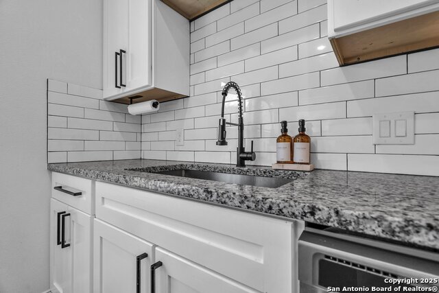 Image 19 of 48 For 348 Fawn  