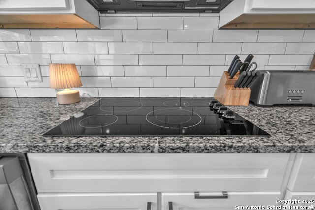 Image 22 of 48 For 348 Fawn  