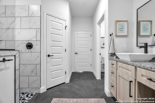 Image 35 of 48 For 348 Fawn  