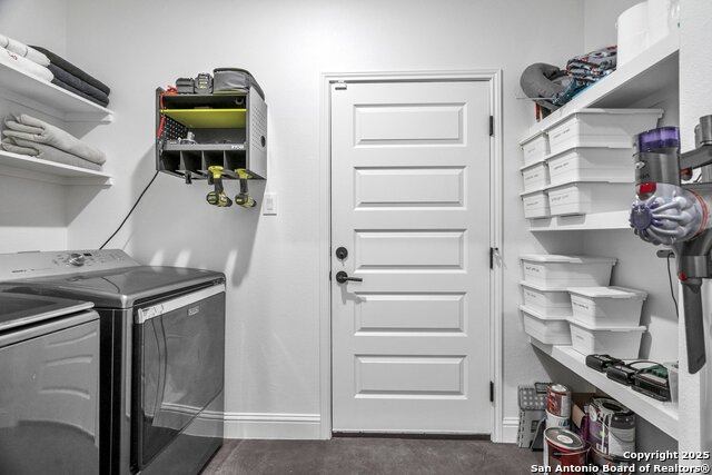 Image 42 of 48 For 348 Fawn  