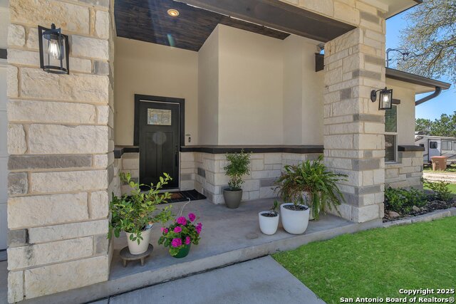 Image 5 of 48 For 348 Fawn  