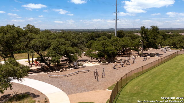 Image 41 of 50 For 220 Corazon  