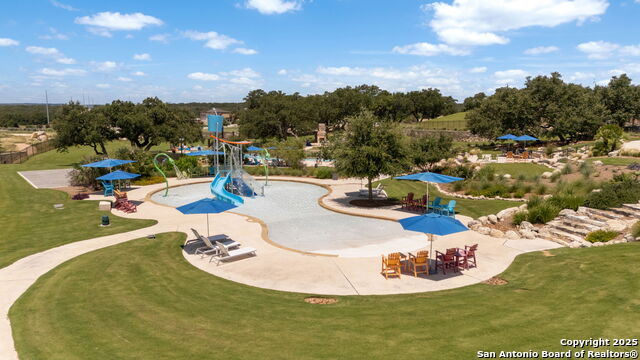 Image 42 of 50 For 220 Corazon  