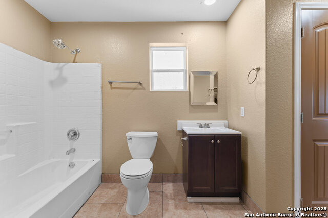 Image 17 of 75 For 2930 Shane Rd